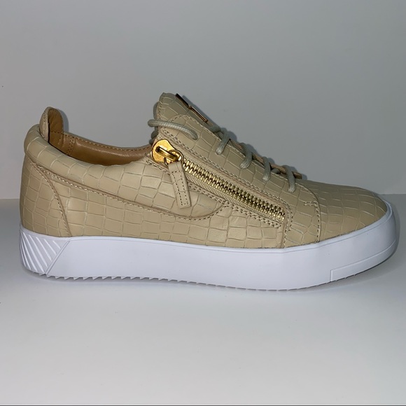 GIUSEPPE ZANOTTI Beige Low Top Crocodile Sneakers - Picture 6 of 16